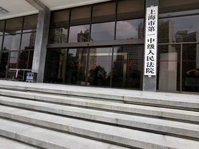 年輕人因賭博欠債變身詐騙犯，被判刑十年！上海專業刑事律師來回答